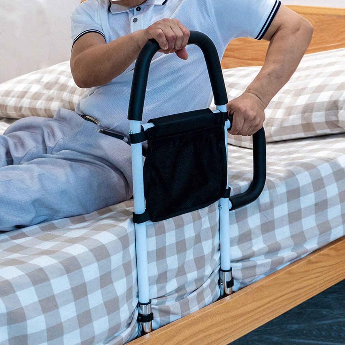 Steun voor in de slaapkamer op het bed