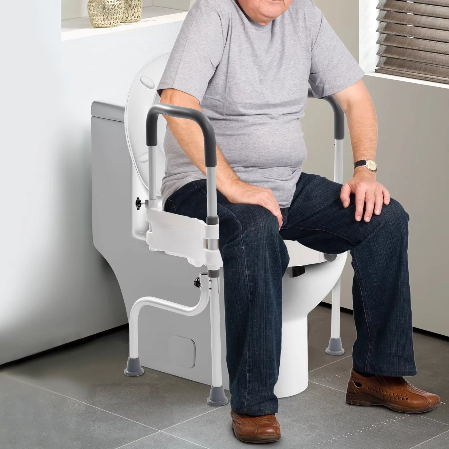 Toiletverhoger met Armleuningen – Makkelijker Opstaan van het Toilet